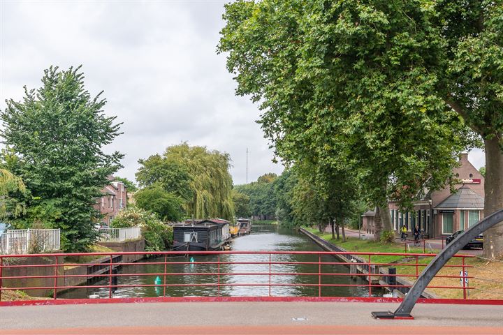 Bekijk foto 35 van Loevenhoutsedijk 381