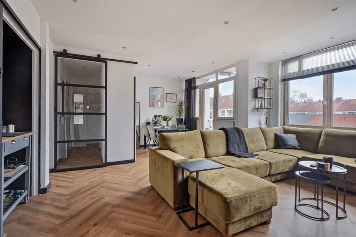 Photo 1 of Jan Mankesstraat 58-3