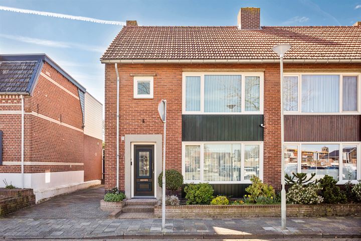 Bekijk foto 42 van Duivenakkerstraat 19