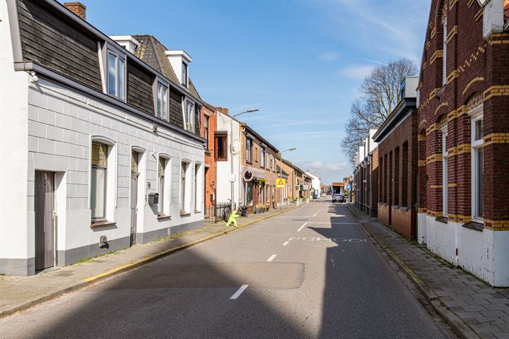 Bekijk foto 34 van Dorpsstraat 73-A