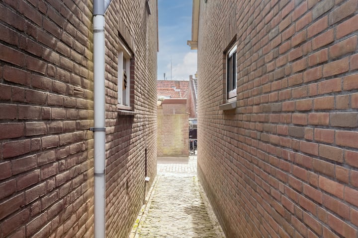 View photo 49 of Bergstraat 40