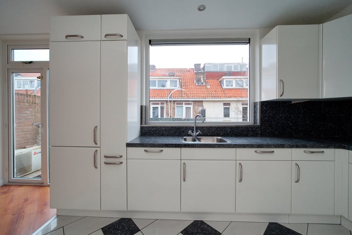 Bekijk foto 11 van Koopmans van Boekerenstraat 31