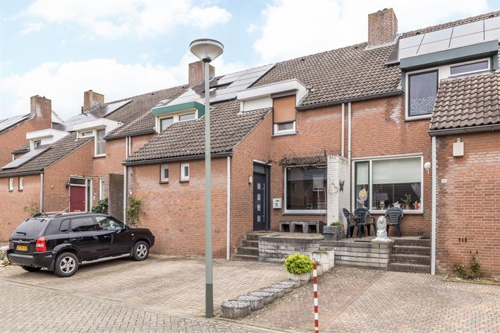 View photo 29 of Zonnebloemstraat 17