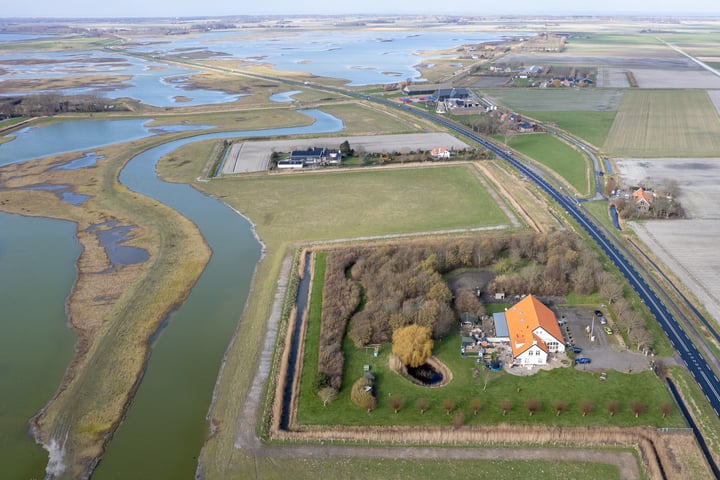 Bekijk foto 56 van Provincialeweg 11