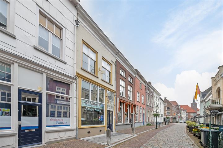 View photo 33 of Klinkerstraat 9-A