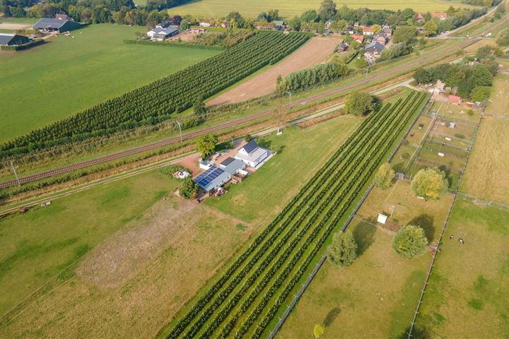 Bekijk foto 57 van Parallelweg Oostzijde 2