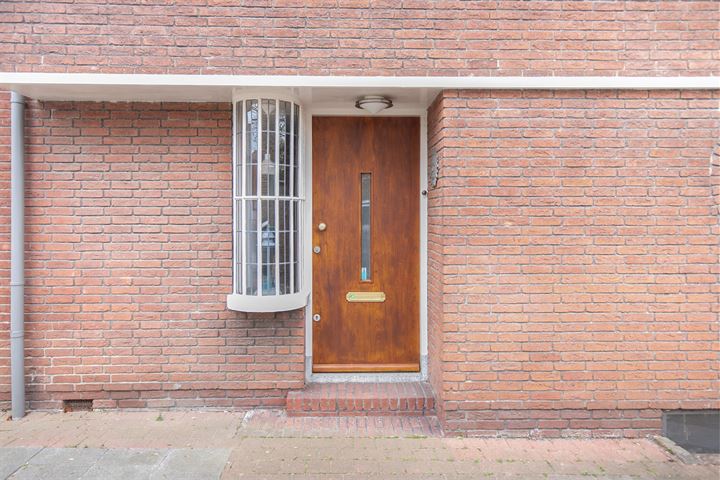 Bekijk foto 2 van Willemstraat 218