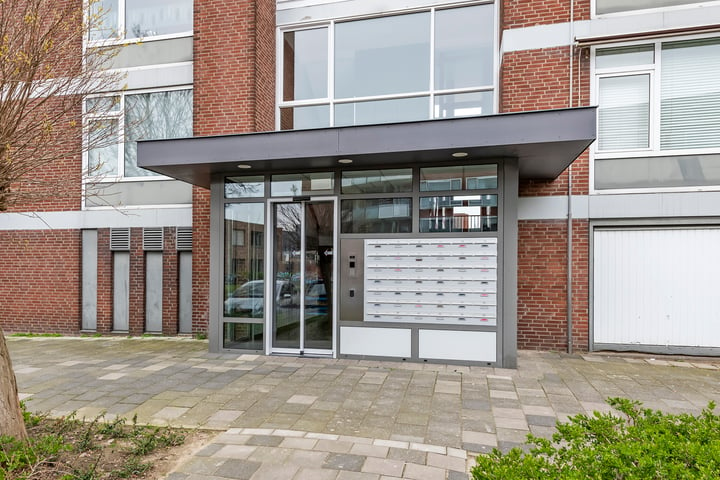 Bekijk foto 3 van Pensionarisstraat 62