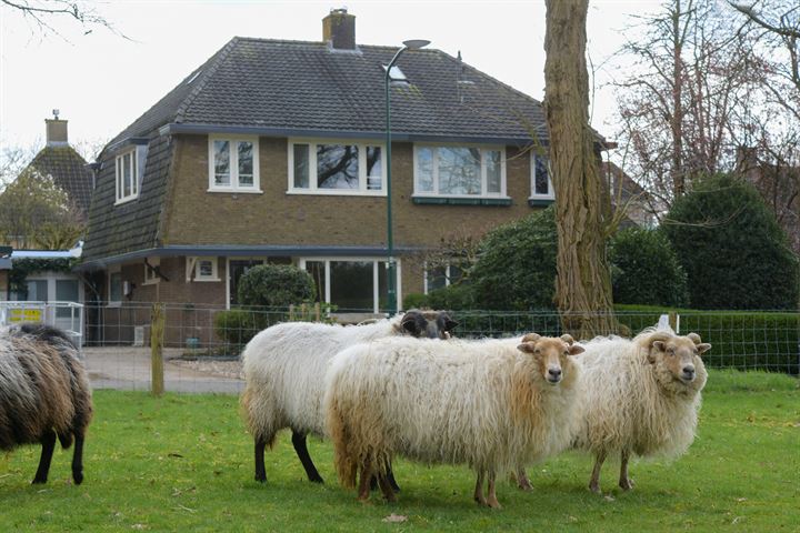 Bekijk foto 2 van Verlengde Talmalaan 33