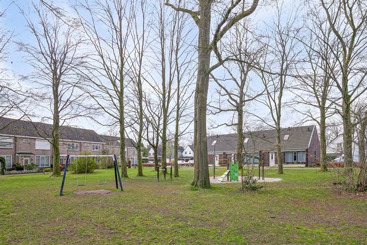 Bekijk foto 44 van Pastoor Strijbosstraat 11