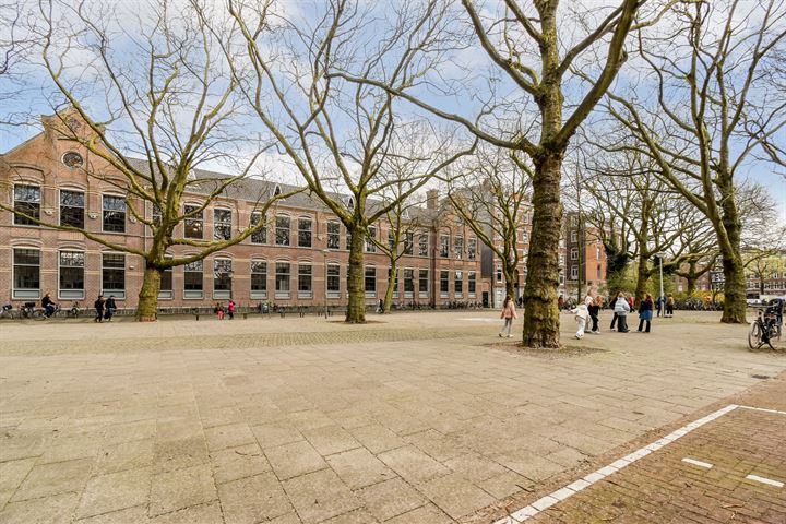 Bekijk foto 27 van Van Oldenbarneveldtstraat 9-H