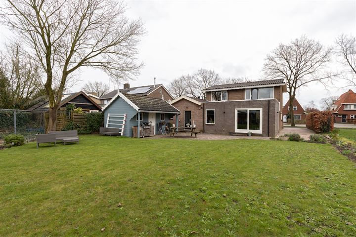 View photo 2 of Linthorst Homanweg 12