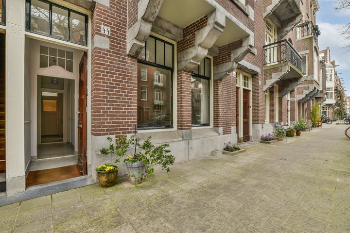 View photo 3 of Zacharias Jansestraat 44-H