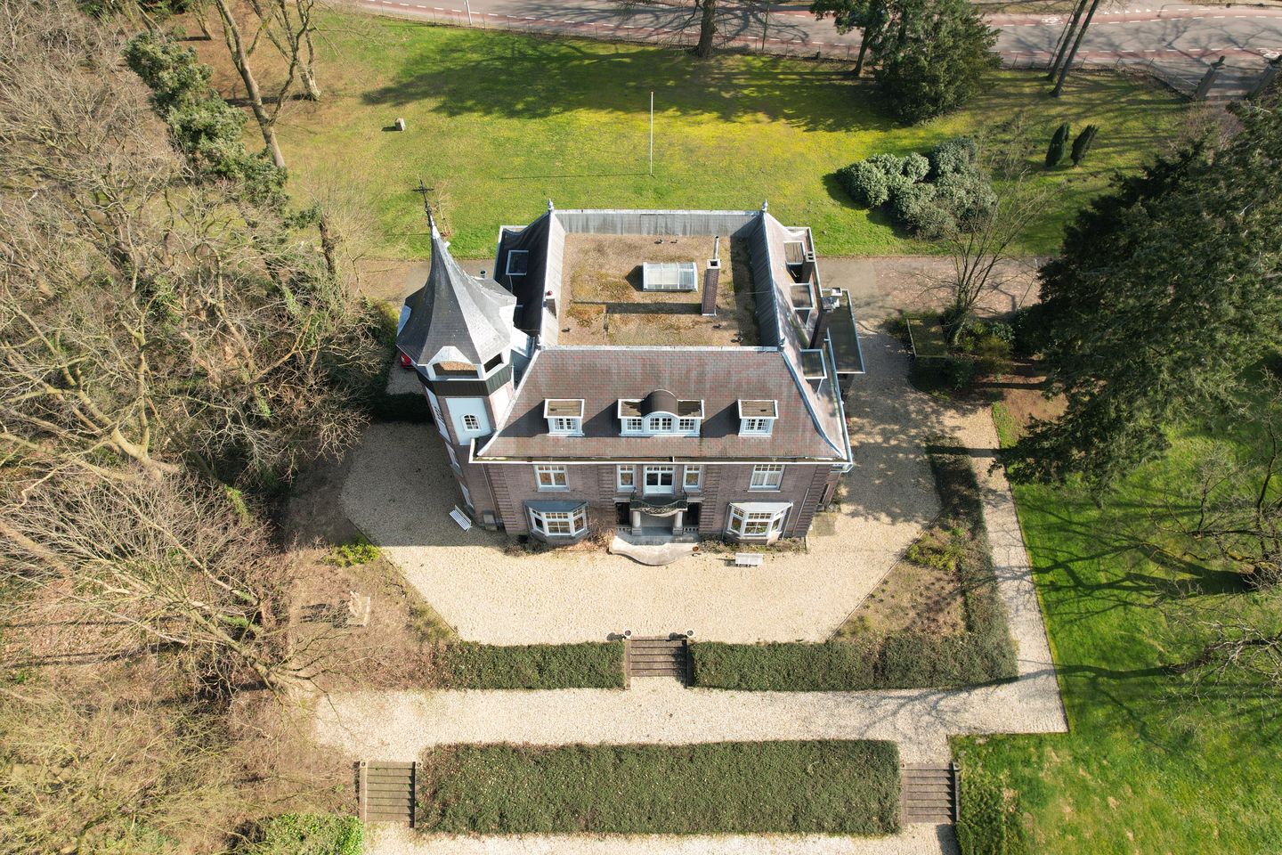 Bekijk foto 5 van Sophiaweg 4