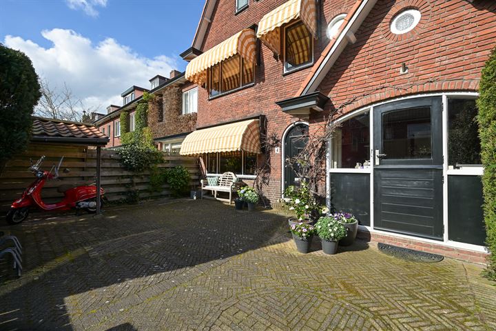 Bekijk foto 5 van Hugo de Grootstraat 4