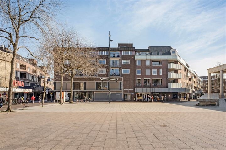 Bekijk foto 35 van Kloosterwandplein 140