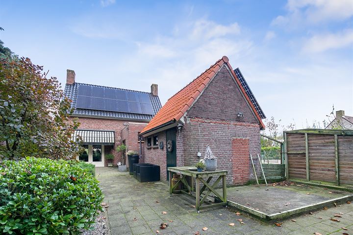 Bekijk foto 22 van Kerkeheidestraat 51