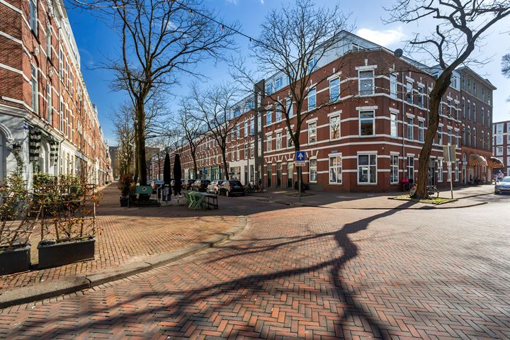 Bekijk foto 1 van Atjehstraat 102-C