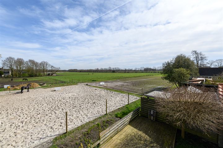 Bekijk foto 40 van Oldeberkoperweg 7