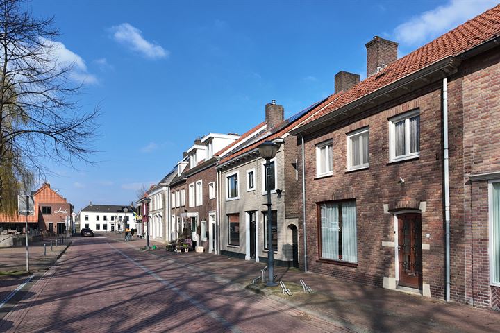 Bekijk foto 45 van Molenstraat 13