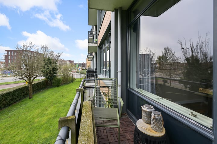 View photo 20 of Raafstraat 28