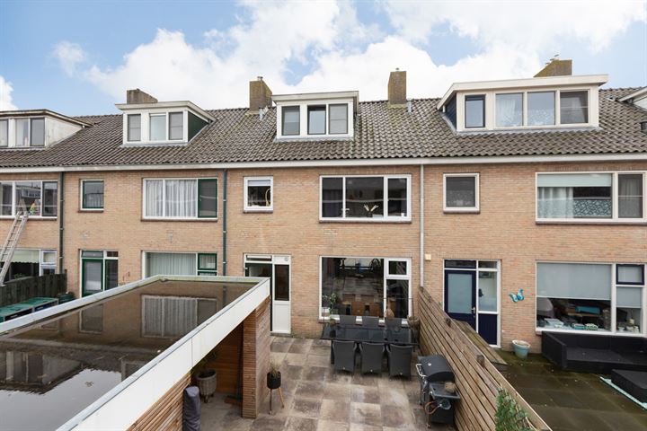 Bekijk foto 30 van Scherwolderhemstraat 76