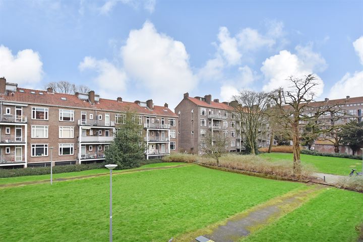 View photo 14 of Bernardus Gewinstraat 16-B