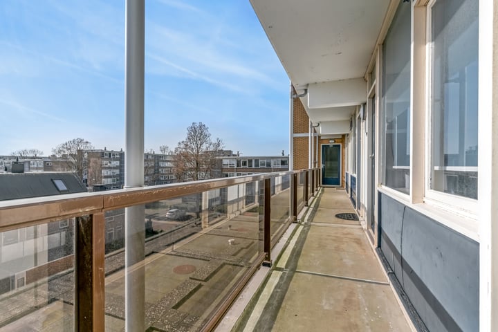 Bekijk foto 10 van Waalstraat 66