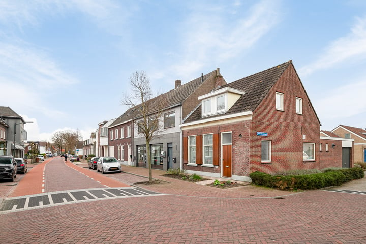 Bekijk foto 1 van Diessenseweg 42