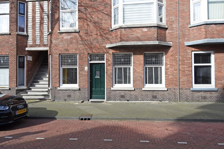 Bekijk foto 45 van Van der Capellenstraat 82