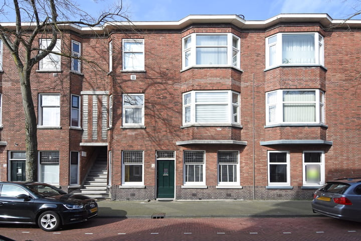 Bekijk foto 46 van Van der Capellenstraat 82