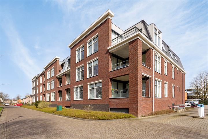 Bekijk foto 30 van Oosterheerdtstraat 54