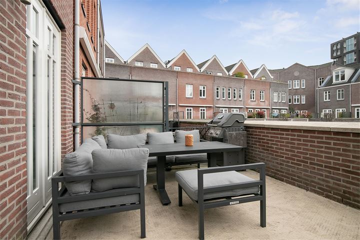 Bekijk foto 38 van Willem Silviusstraat 7