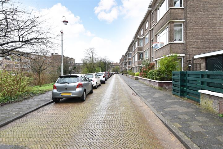 Bekijk foto 34 van Pinksterbloemplein 44