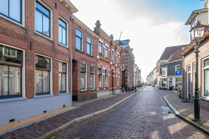 Bekijk foto 4 van Klooster Leuterstraat 47