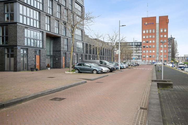 View photo 42 of Müllerkade 245