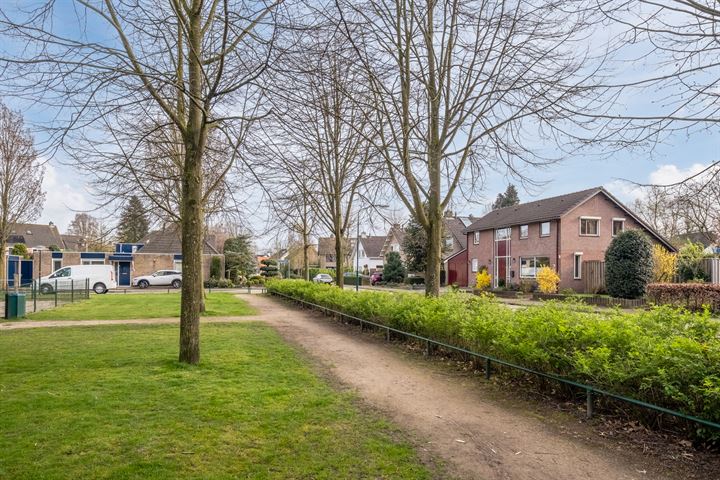 Bekijk foto 33 van Laarstraat 57