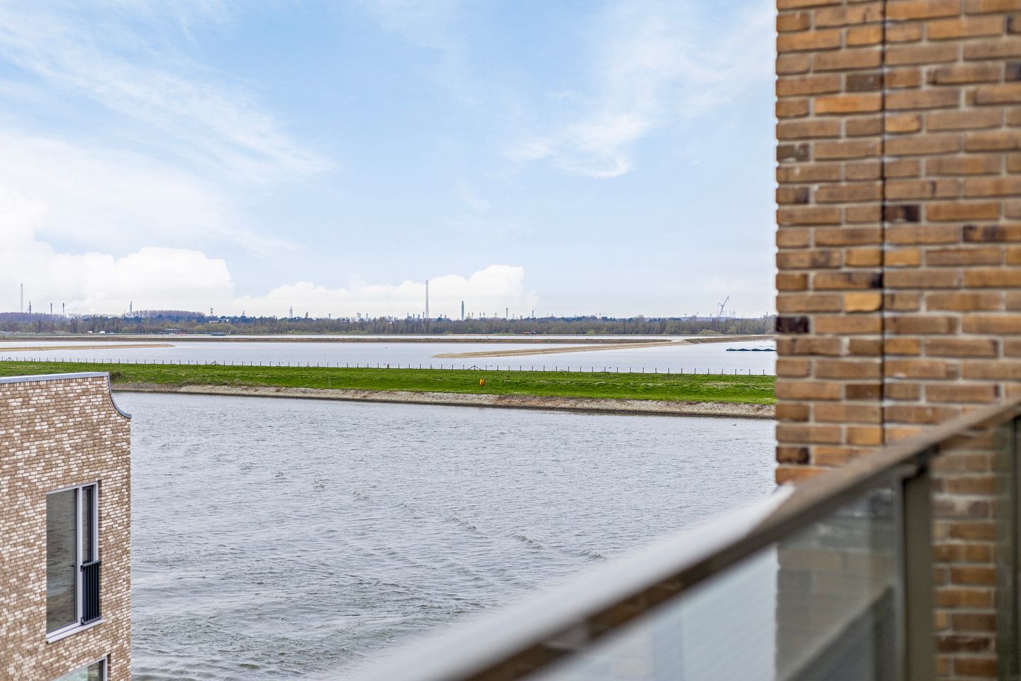 Foto 25 van Spuifront 2-J