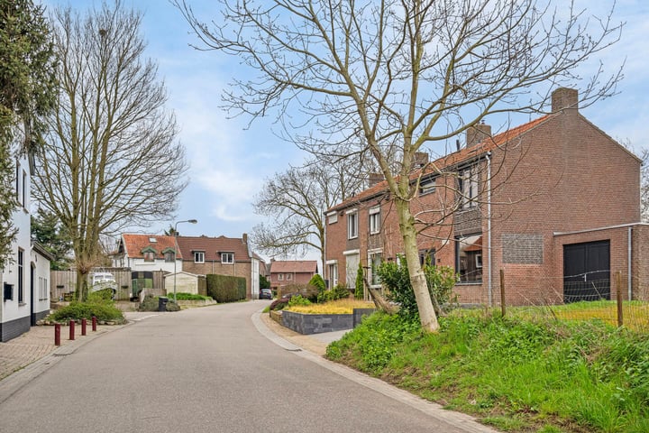 Bekijk foto 37 van Grootgenhouterstraat 58