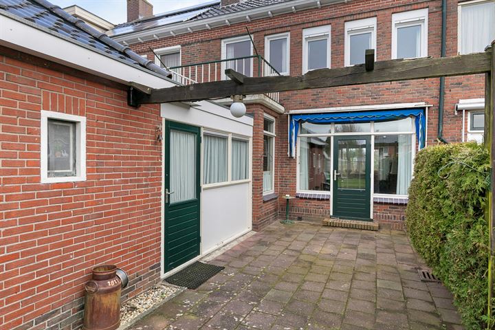 Bekijk foto 35 van Prins Bernhardlaan 6