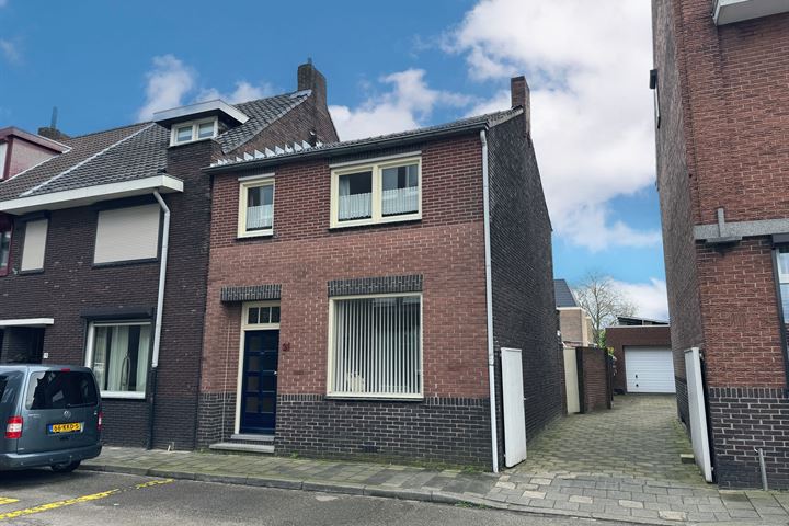 Bekijk foto 1 van Averbodestraat 21