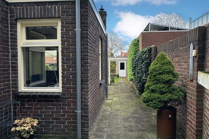 Bekijk foto 27 van Averbodestraat 21