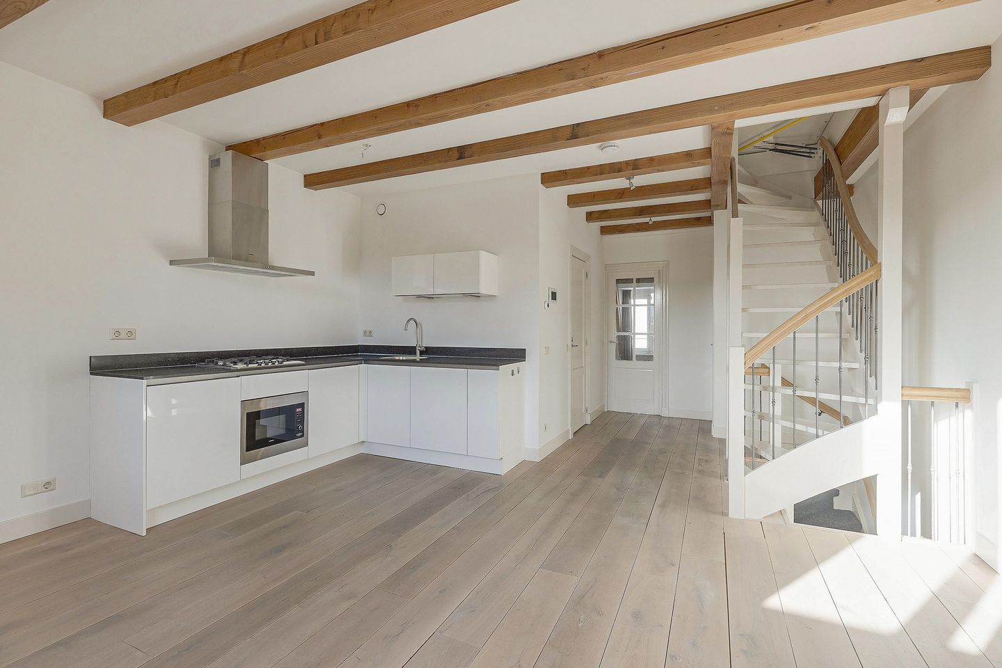 Foto 4 van Bloemstraat 190-III