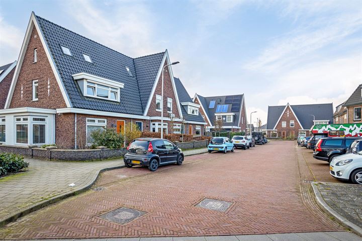 Bekijk foto 33 van Ruusbroecstraat 3