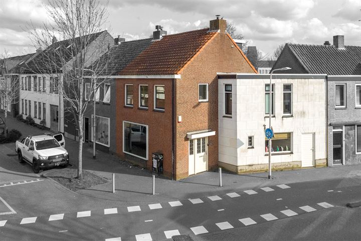 Bekijk foto 3 van Koestraat 90