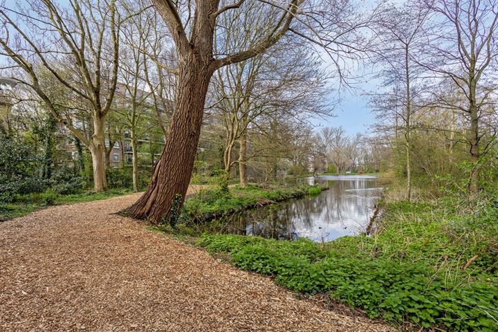 Bekijk foto 28 van Admiraal de Ruyterlaan 4