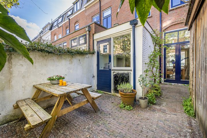 Bekijk foto 39 van Valkstraat 19