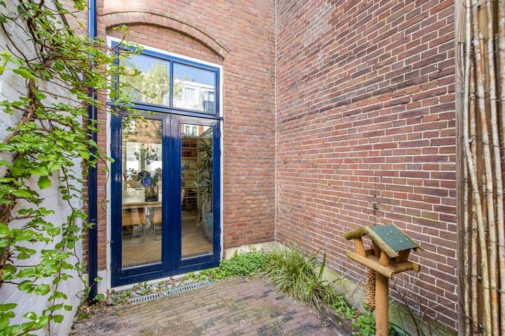 Bekijk foto 40 van Valkstraat 19