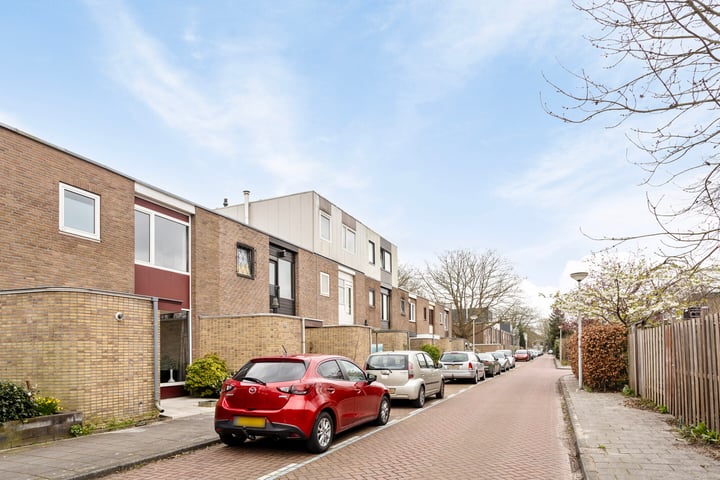 Bekijk foto 28 van Vervoorenstraat 3