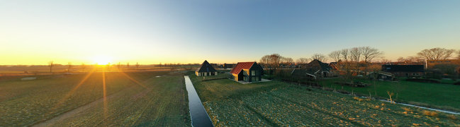 Bekijk 360° foto van Achtertuin van Oostmijzerdijk 9-C